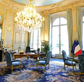 Visite de l’Hôtel de Brienne, ministère des Armées – Une immersion dans l’histoire