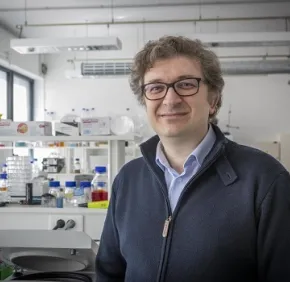 Médecine personnalisée du cancer : signature d’une convention de mécénat