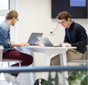 Deux entrepreneurs lauréats de la bourse X-Grant Silicon Valley