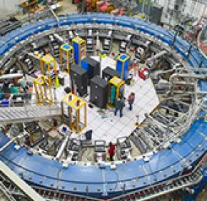 Eclairage sur l’énigme du moment magnétique du muon