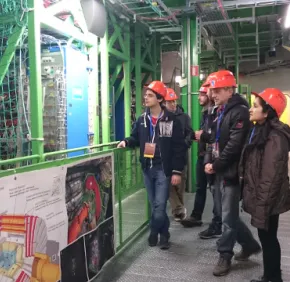 Visite au CERN pour les étudiants du M2