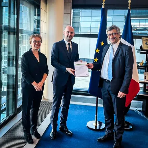 Remise du rapport d’évaluation sur « Infrastructures numériques et aménagement du territoire"