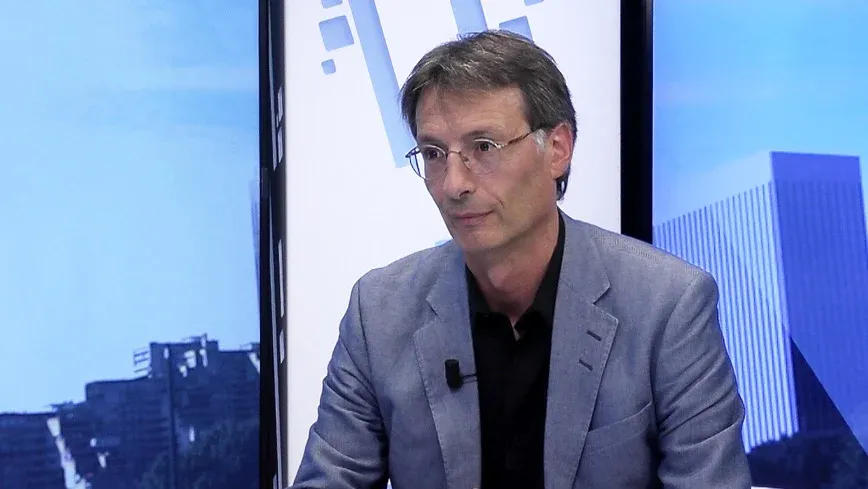 Conquérir et durer face aux plateformes : le cas des séries de Canal +