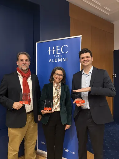Jonathan Langlois and his thesis supervisors win the HEC Foundation's best paper award