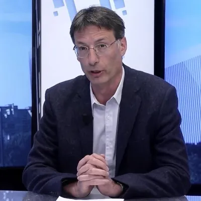 Ras le bol de ces experts macro-économiques qui savent tout sur tout