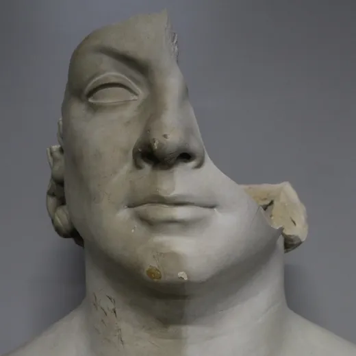Le retour d'un buste au musée