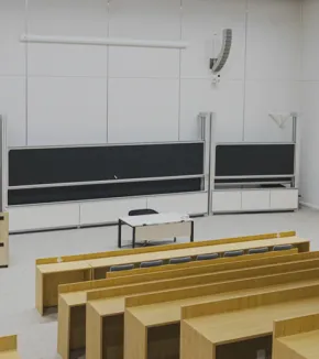 Amphithéâtre Claudine Hermann