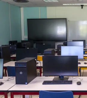 Salle Informatique 32