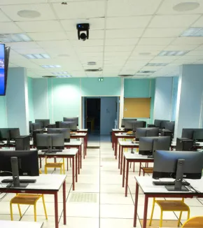 Salle Informatique 35
