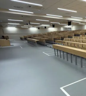 Amphithéâtre 600