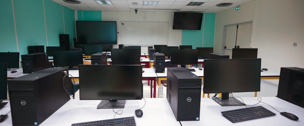 Salle Informatique 34
